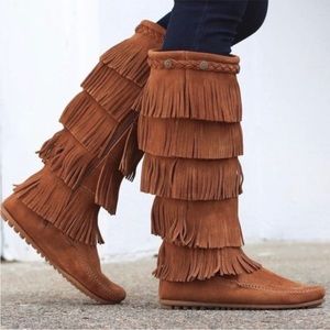 Minnetonka 5 layer fringe boot